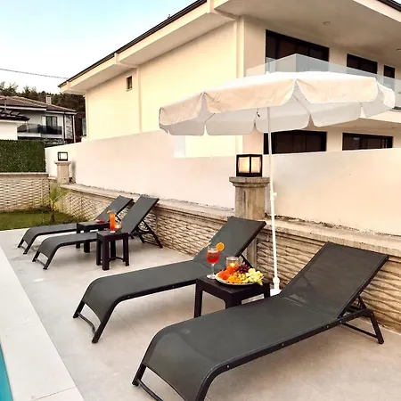 Newly Built Brand-new Design With Private Pool Vila