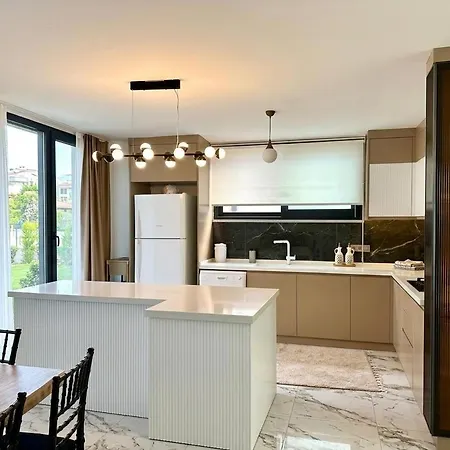Newly Built Brand-new Design With Private Pool فيلة